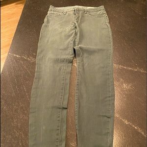 JESSICA SIMPSON SUPER SKINNY GREEN PANTS - 8/29
